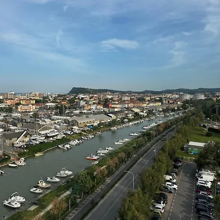Apartmán Appartamento Con Vista Mozzafiato Fronte Mare *