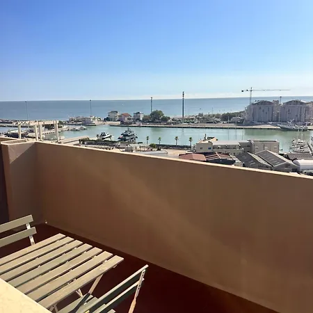 Con Vista Mozzafiato Fronte Mare Apartment *